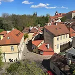 Ateliérový Apartamento *