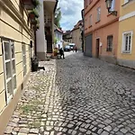 Ateliérový Praga