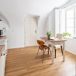 Ateliérový Praga