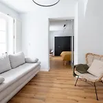 Ateliérový Apartamento *