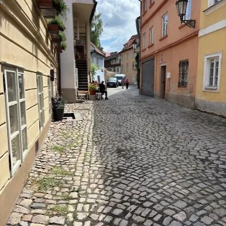 Ateliérový Praga