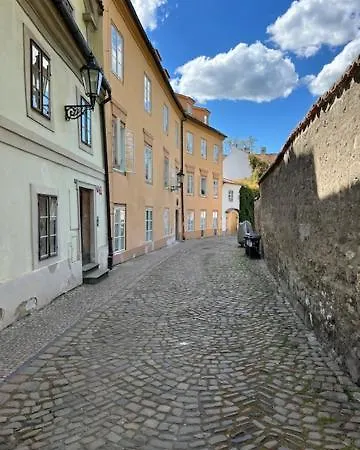 Apartamento Ateliérový *