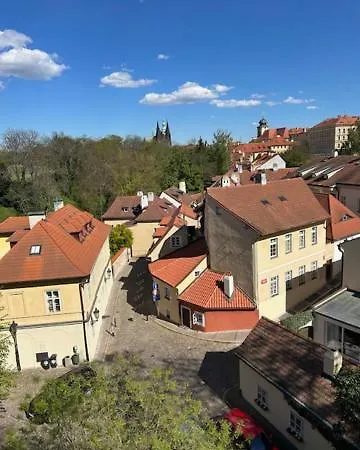 Ateliérový Praga